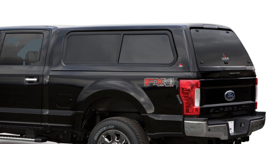 images_ePIM_original_Leer-100XR-Ford-F250-2017-Black-DS-3-4-Rear_w1870_h1270_q80_t1742425475.jpg